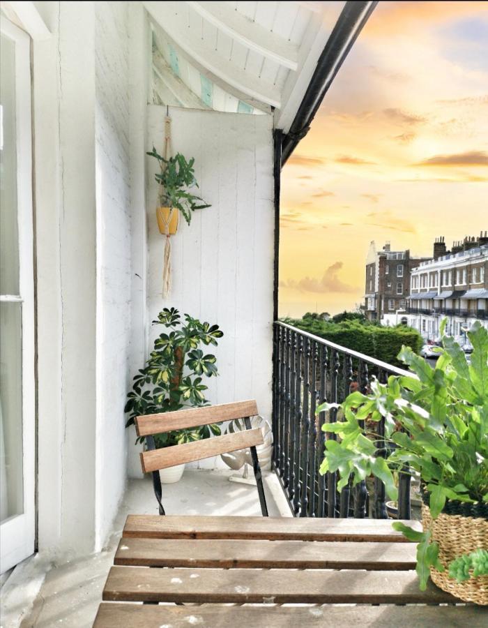 Villa Luminous Town House By The Sea à Ramsgate Extérieur photo
